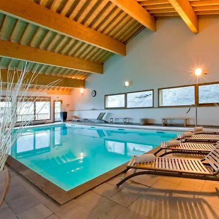 Cosy For 4 With Pool & 3 Valleys Access * اوريلي