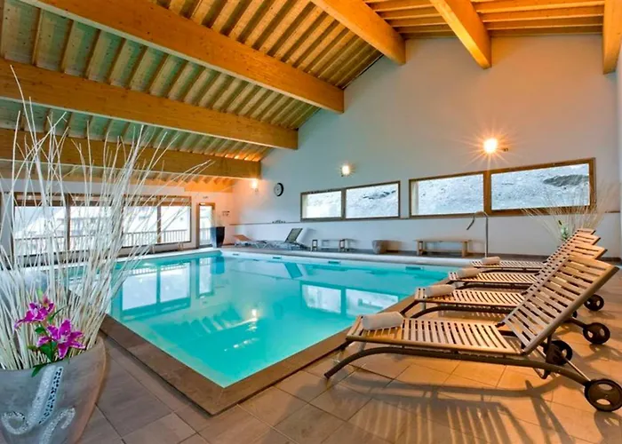 Cosy For 4 With Pool & 3 Valleys Access * اوريلي