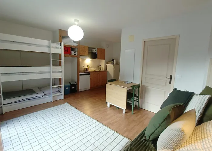 Cosy For 4 With Pool & 3 Valleys Access *